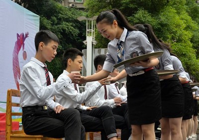 健康與禮儀巧妙結合 重慶七十一中運動會展放和美教育