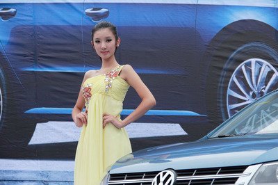 重慶禮儀模特外派服務(wù)貴不貴-重慶禮儀模特通告-禮儀模特服裝